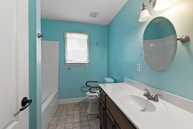 5261 Youngville Rd, Springfield, TN 37172
