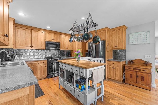 15 Marshall Lane, Jericho, VT 05465