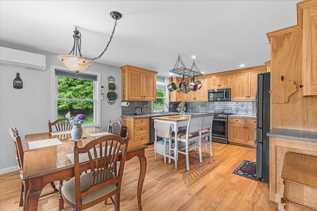 15 Marshall Lane, Jericho, VT 05465