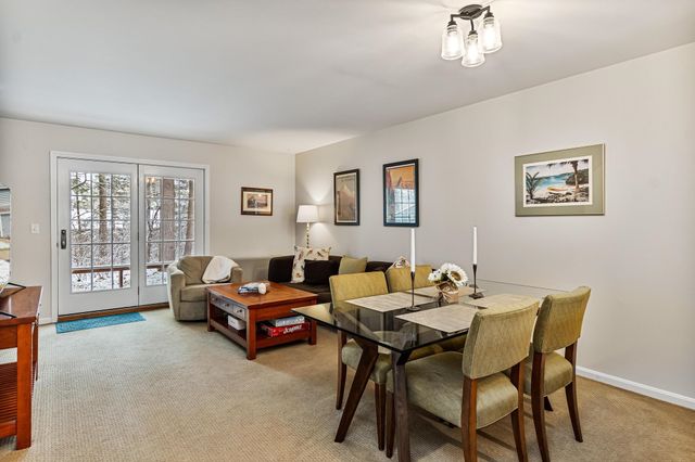 65 Pine Ledge Court, Burlington, VT 05401