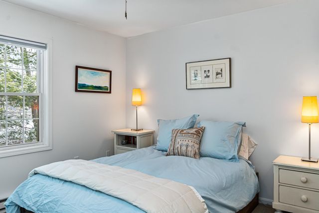 65 Pine Ledge Court, Burlington, VT 05401