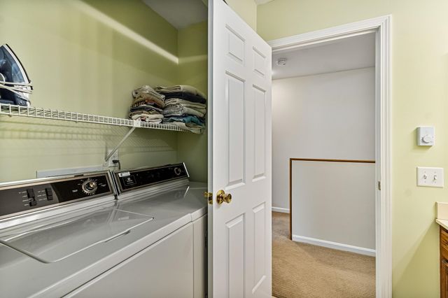 65 Pine Ledge Court, Burlington, VT 05401