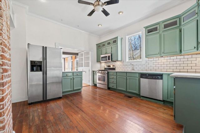 2069 VINTON AVE, Memphis, TN 38104