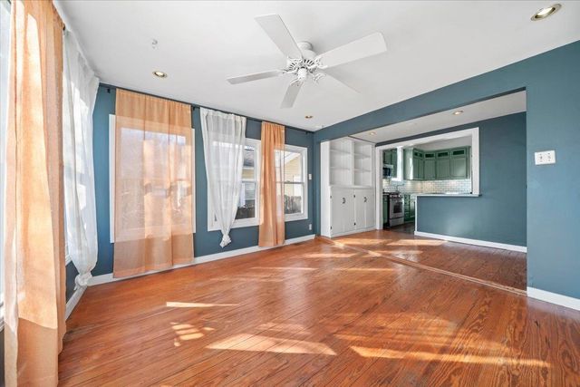 2069 VINTON AVE, Memphis, TN 38104