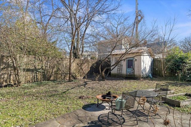 2069 VINTON AVE, Memphis, TN 38104