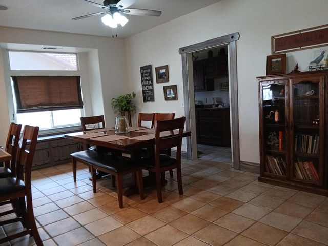 2485 Presidential Drive, Tulare, CA 93274