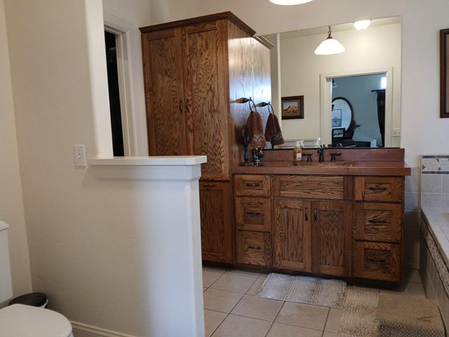 2485 Presidential Drive, Tulare, CA 93274