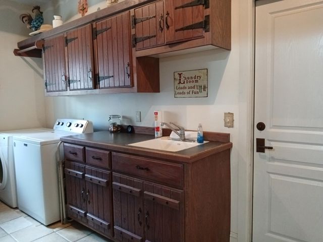 2485 Presidential Drive, Tulare, CA 93274