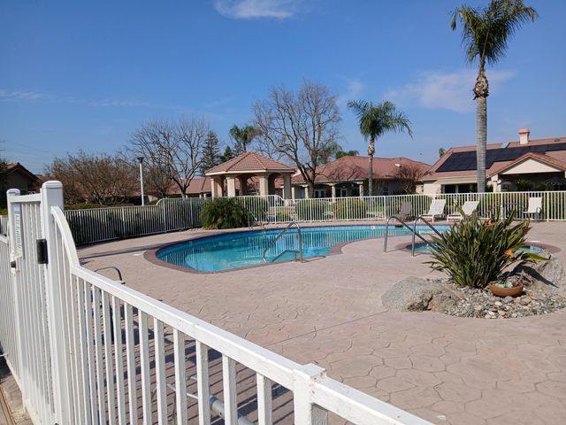 2485 Presidential Drive, Tulare, CA 93274