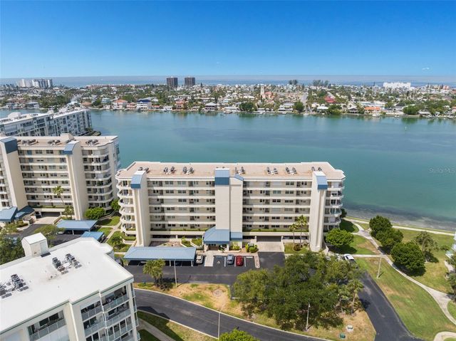 7984 SAILBOAT KEY BOULEVARD S 306, St Petersburg, FL 33707