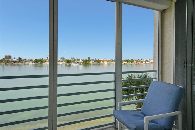 7984 SAILBOAT KEY BOULEVARD S 306, St Petersburg, FL 33707