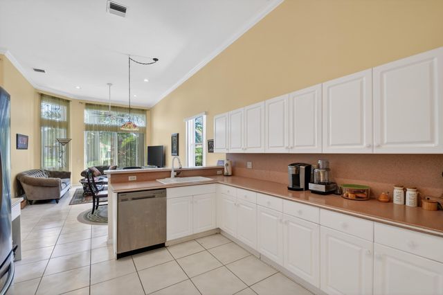 109 Palm Circle, Atlantis, FL 33462