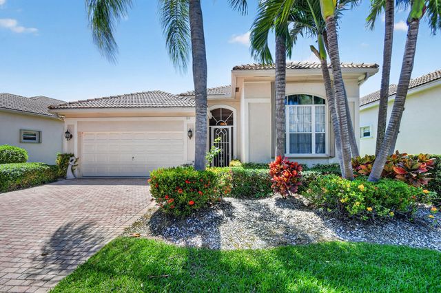 109 Palm Circle, Atlantis, FL 33462