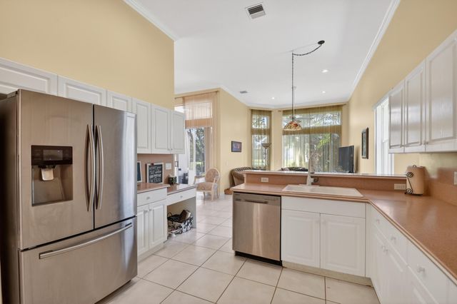 109 Palm Circle, Atlantis, FL 33462
