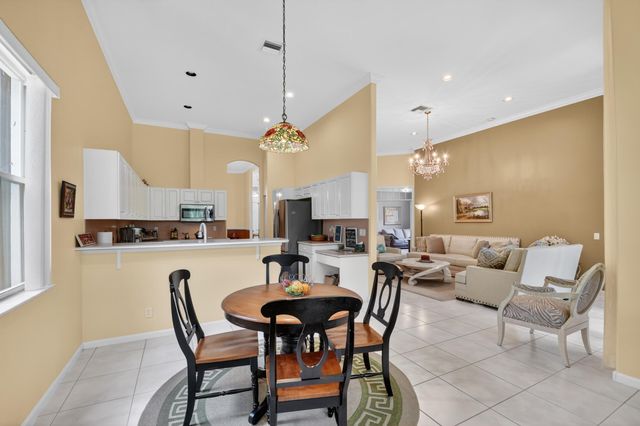 109 Palm Circle, Atlantis, FL 33462