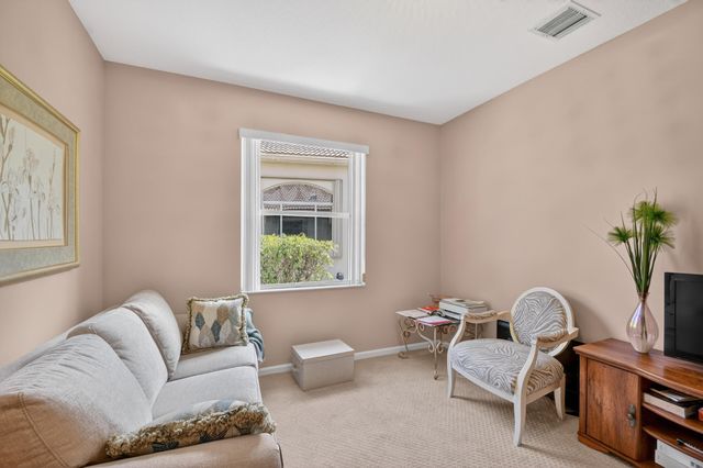 109 Palm Circle, Atlantis, FL 33462