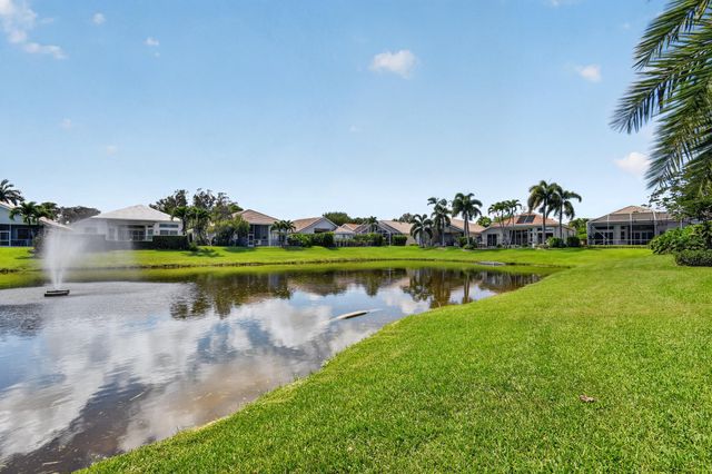 109 Palm Circle, Atlantis, FL 33462
