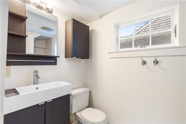 3 Bradford Street 4, Provincetown, MA 02657