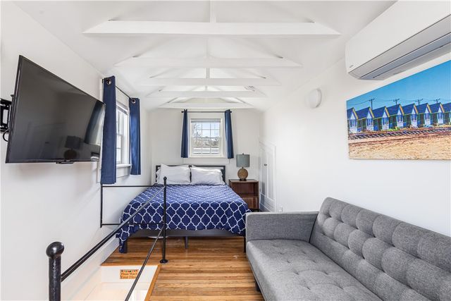 3 Bradford Street 4, Provincetown, MA 02657