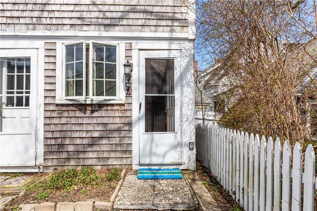 3 Bradford Street 4, Provincetown, MA 02657