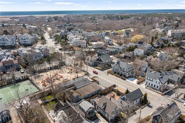 3 Bradford Street 4, Provincetown, MA 02657