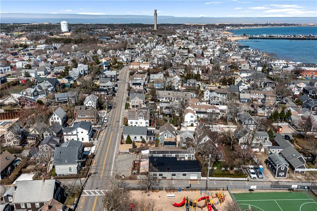 3 Bradford Street 4, Provincetown, MA 02657