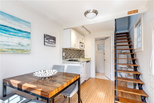 3 Bradford Street 4, Provincetown, MA 02657