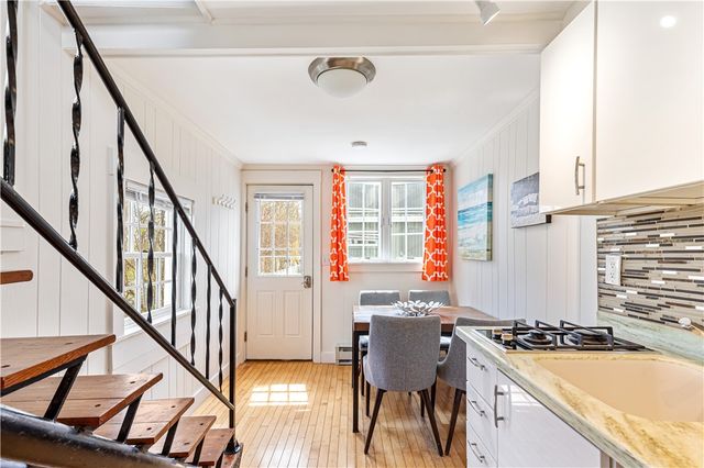 3 Bradford Street 4, Provincetown, MA 02657