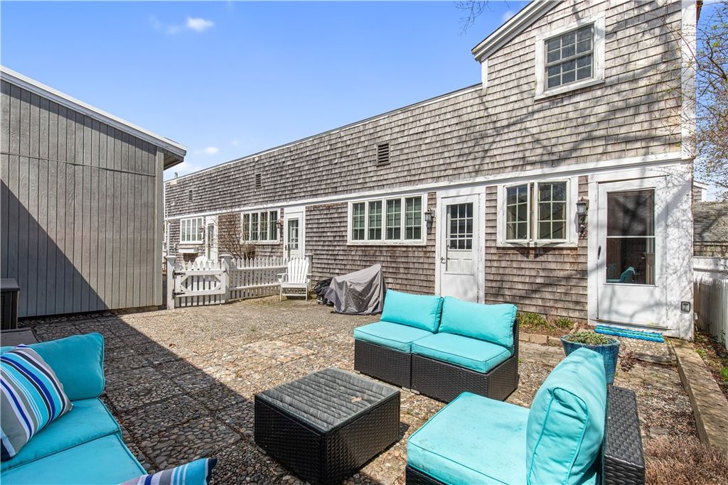 3 Bradford Street 4, Provincetown, MA 02657