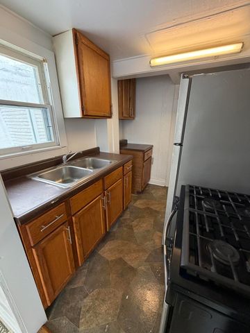 415 Davis Street, Kalamazoo City, MI 49007