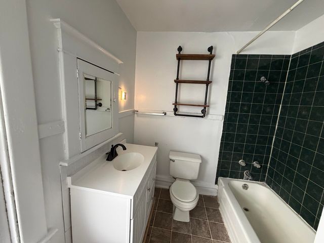 415 Davis Street, Kalamazoo City, MI 49007