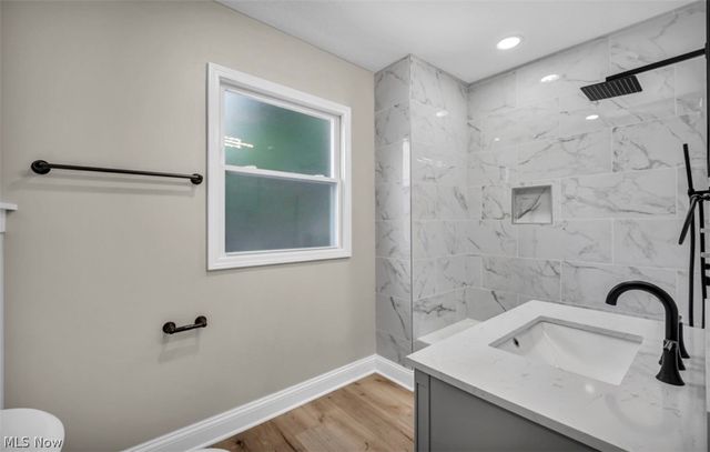 1199 Oxford Road, Cleveland Heights, OH 44121