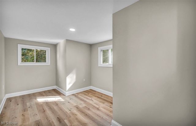 1199 Oxford Road, Cleveland Heights, OH 44121