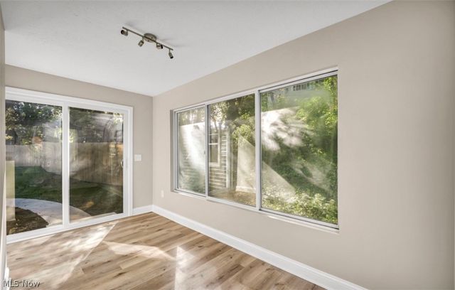 1199 Oxford Road, Cleveland Heights, OH 44121