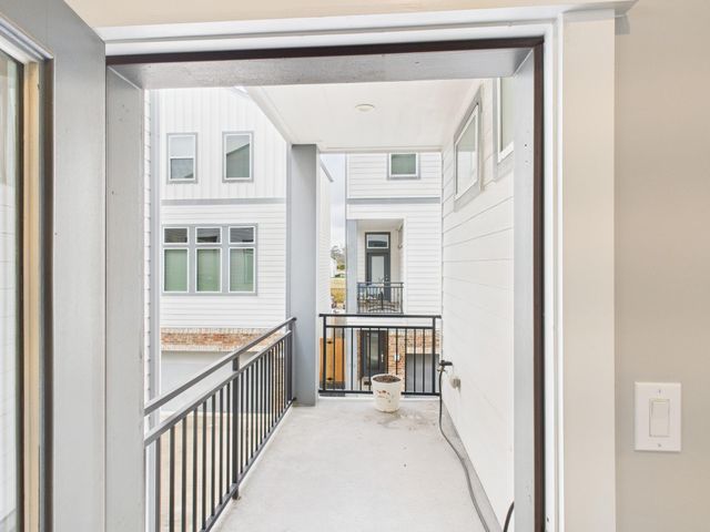 754 W Donovan Street, Houston, TX 77091