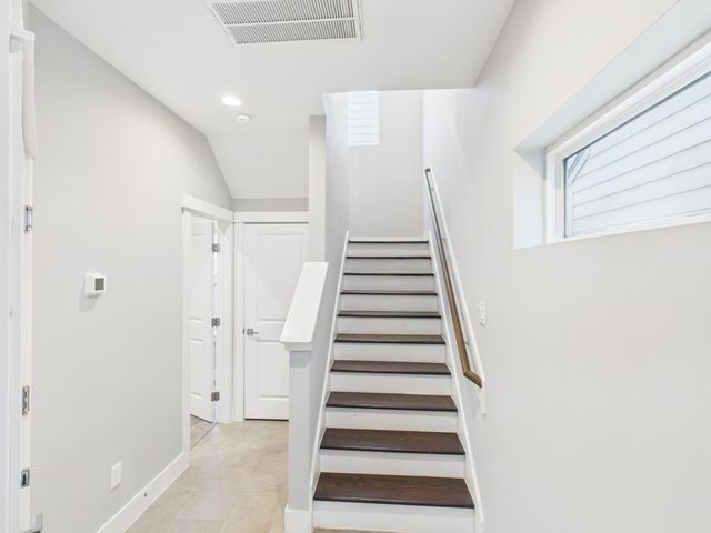 754 W Donovan Street, Houston, TX 77091