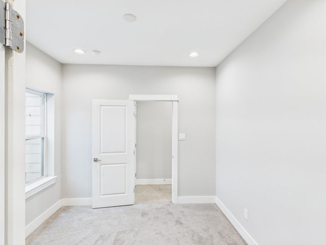 754 W Donovan Street, Houston, TX 77091