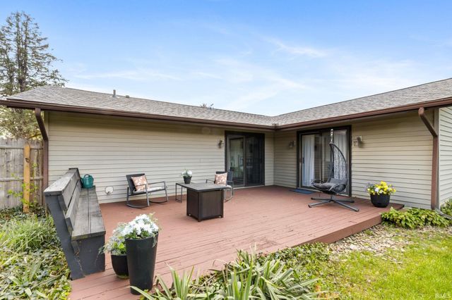 15363 Montecito Drive, Granger, IN 46530