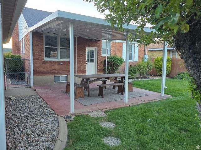 5342 S 2000 W, Roy, UT 84067