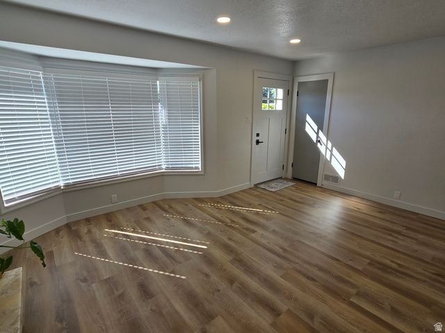 5342 S 2000 W, Roy, UT 84067