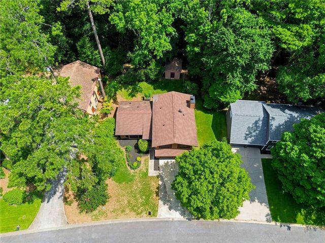 1170 Trailmore Drive, Roswell, GA 30076