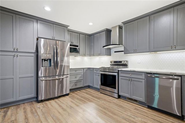 1170 Trailmore Drive, Roswell, GA 30076