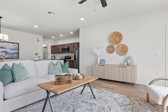 1111 S Quincy Avenue, Tulsa, OK 74120