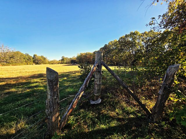 1978 Old Highway 60, Birch Tree, MO 65438