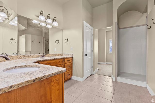 27 S 3475 W, Layton, UT 84041