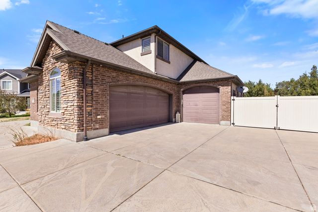27 S 3475 W, Layton, UT 84041