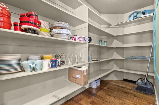 27 S 3475 W, Layton, UT 84041