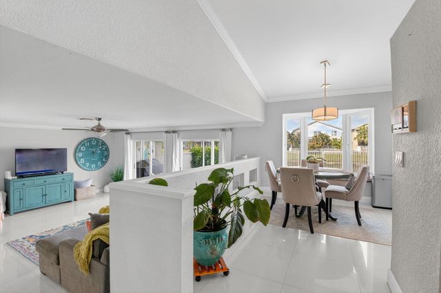 18134 Blue Lake Way, Boca Raton, FL 33498