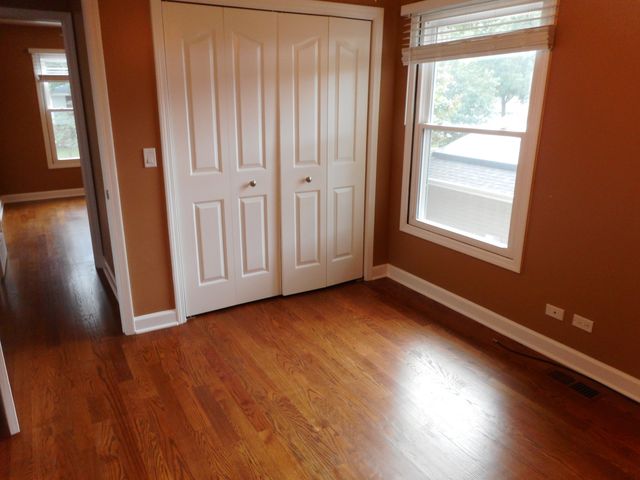 207 Downing Drive, Bloomingdale, IL 60108