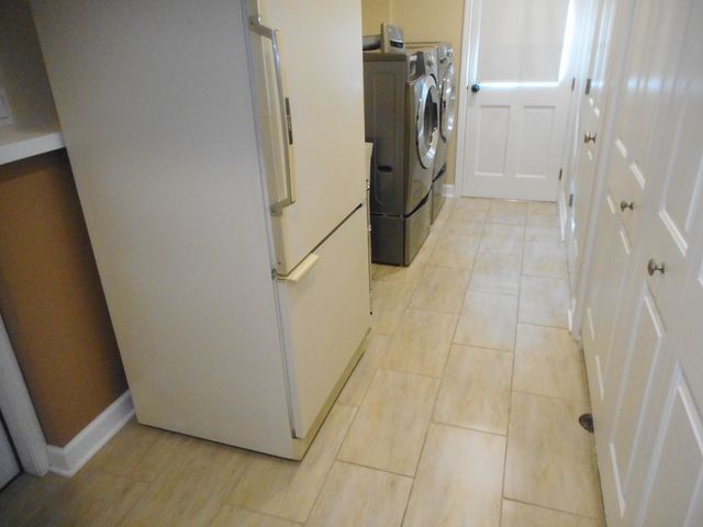 207 Downing Drive, Bloomingdale, IL 60108